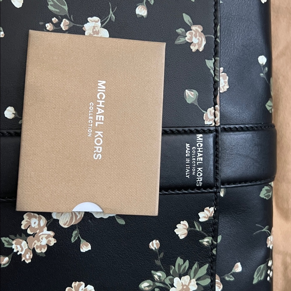 Michael Kors Crawford Floral Shoulder Bag - Picture 15 of 16